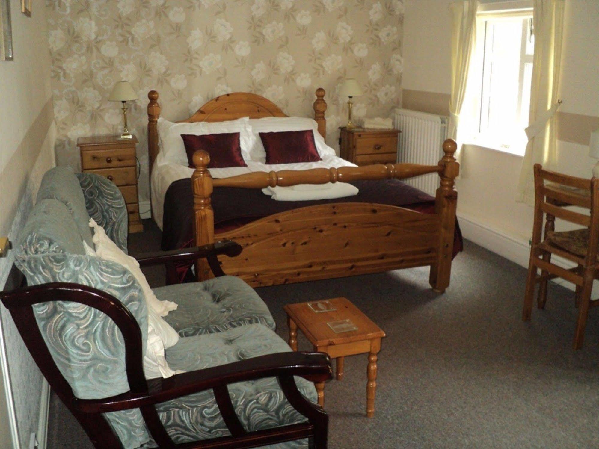 Grove House Guest House Telford Eksteriør bilde